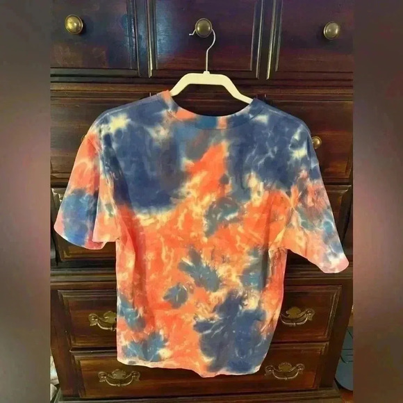 Men’s Size Small Loose Fit Nike Short Sleeve Shirt - Picture 2 of 4